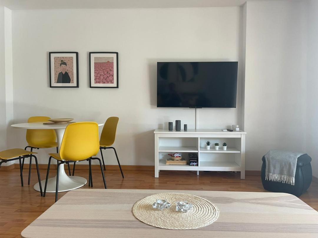 Calido Apartamento Con Gran Terraza Y Vistas A 600 Metros Del Mar Benalmádena Esterno foto
